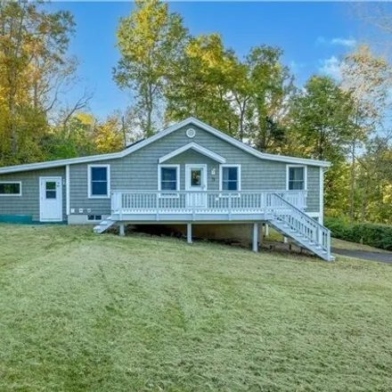 Buy this 2 bed house on 36 Cedar Lane in Lakeside Woods, Sherman