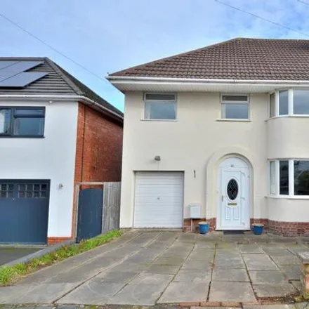 Buy this 4 bed duplex on Lindsworth Road in Lifford, B30 3RP