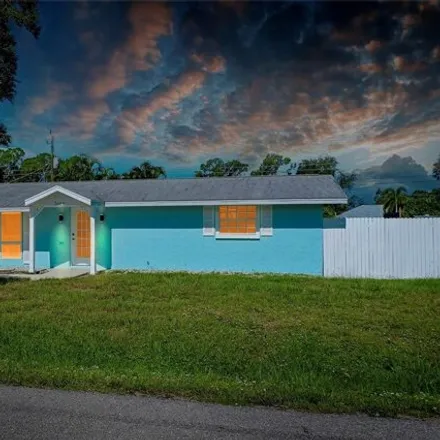 Buy this 2 bed house on 2624 Mohegan Road in Venice Gardens, Sarasota County