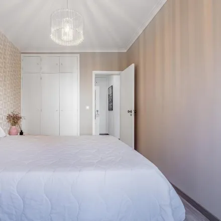 Rent this 3 bed room on Urbanização Chesol in Rua Pedro Álvares Cabral, 2785-366 São Domingos de Rana