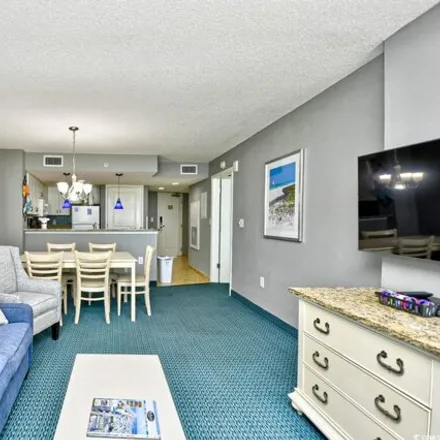 Image 8 - Avista Resort, 300 North Ocean Boulevard, Ocean Drive Beach, North Myrtle Beach, SC 29582, USA - Condo for sale