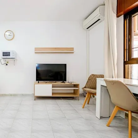 Rent this studio apartment on 03183 Torrevieja