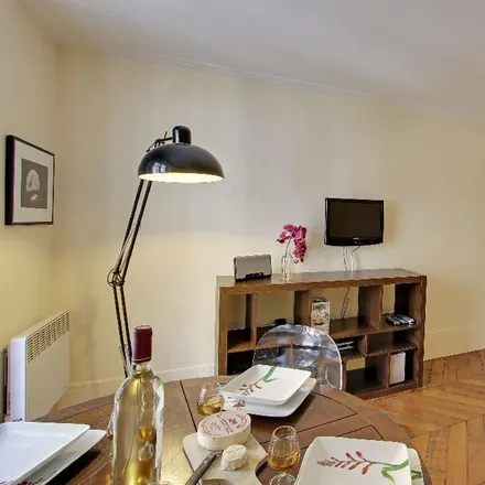 Image 5 - 41 Rue des Tournelles, 75003 Paris, France - Apartment for rent