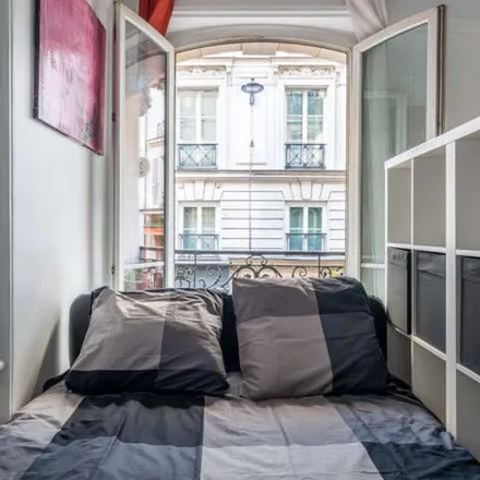Image 4 - Manufacture de Briare, Rue des Petites-Écuries, 75010 Paris, France - Apartment for rent