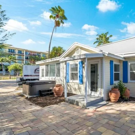 Rent this 2 bed house on 124 Northeast 4th Avenue in Delray Beach, FL 33483