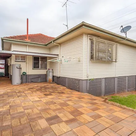 Image 4 - North Street, Harlaxton QLD 4350, Australia - Apartment for rent