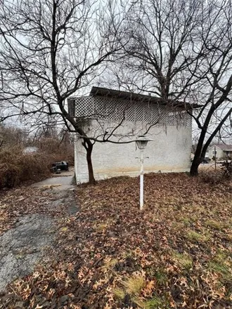 Buy this 2 bed house on 2206 Wheaton Avenue in Saint Louis County, MO 63114