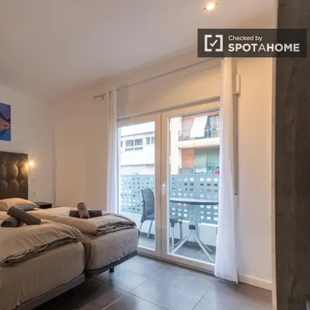 Rent this studio apartment on Avinguda de Burjassot in 235, 46015 Valencia