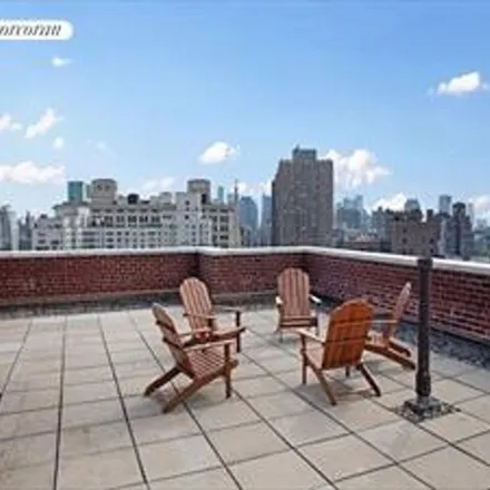 Rent this studio apartment on 120 4th Avenue in New York, NY 10003