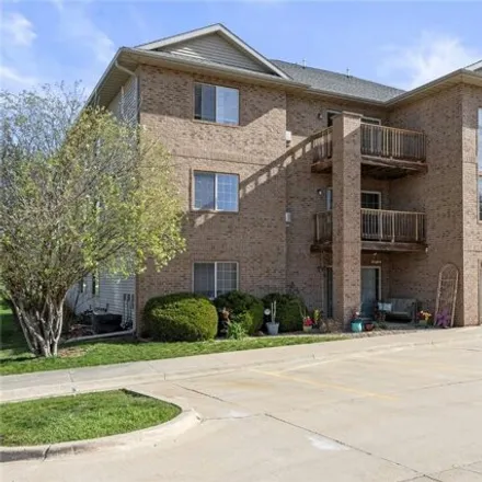 Buy this 2 bed condo on Bowman Square in 498 Colton Circle Northeast, Cedar Rapids
