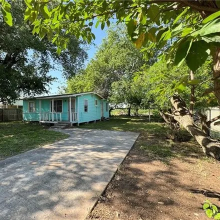 Image 1 - 2515 North Lane Road, Flora Colonia, Hidalgo County, TX 78599, USA - House for sale