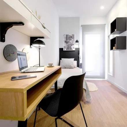 Image 6 - Carrer de Salamanca, 46, 46005 Valencia, Spain - Apartment for rent