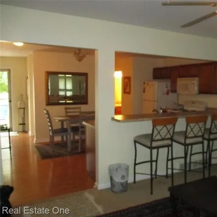 Image 7 - 98 Millstone Drive, Waterford Township, MI 48328, USA - House for rent