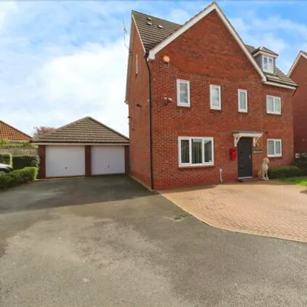 Buy this 5 bed house on 28 Middle Meadow in Shireoaks, S81 8PX