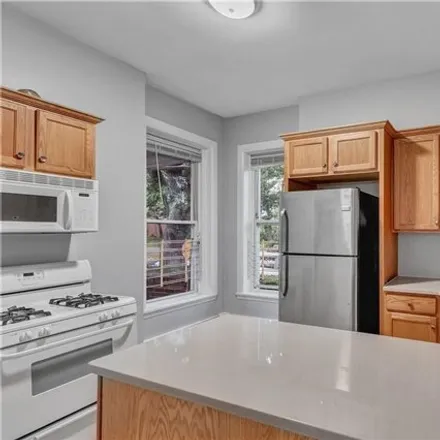 Rent this 3 bed apartment on 187;189 Wooster Street in Barnesville, New Haven