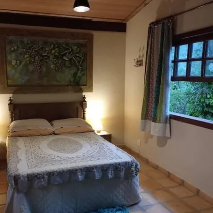 Rent this 1 bed house on Simão Pereira in Região Geográfica Intermediária de Juiz de Fora, Brazil