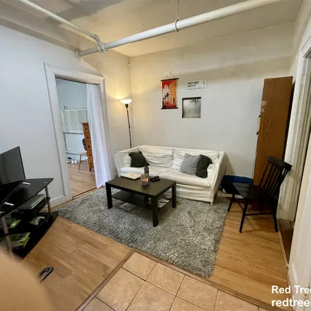 Image 1 - 281 Corey Road - Apartment for rent