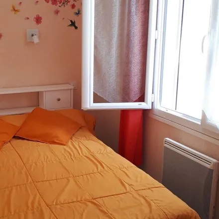 Rent this 1 bed house on 85460 L'Aiguillon-sur-Mer