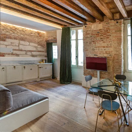 Rent this studio apartment on Via Duomo in 13a, 37121 Verona VR