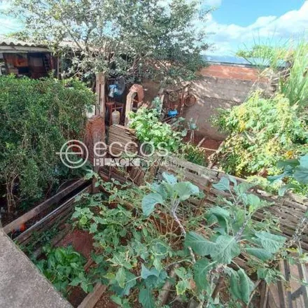 Buy this 3 bed house on Rua José Honorato Mendes in Taiaman, Uberlândia - MG
