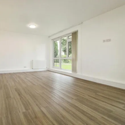 Rent this 3 bed apartment on Hillside Drive in London, HA8 7PF