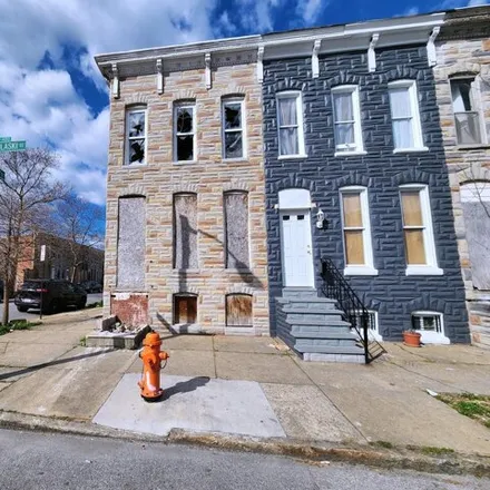 Buy this studio house on 334 North Pulaski Street in Baltimore, MD 21223