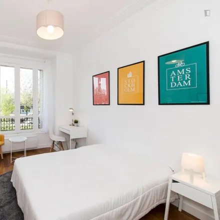 Image 1 - 48 Rue du Hameau, 75015 Paris, France - Room for rent