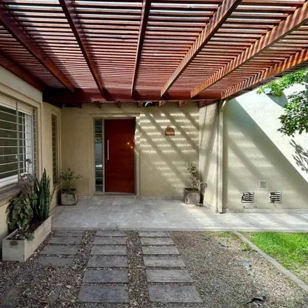 Buy this 4 bed house on Jorge Newbery 2100 in Partido de Pergamino, 2701 Pergamino