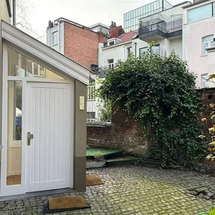 Image 4 - Chaussée Saint-Pierre - Sint-Pieterssteenweg 123, 1040 Etterbeek, Belgium - Townhouse for rent