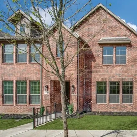 Rent this 3 bed townhouse on 4704 Ladrillo Ln in McKinney, Texas