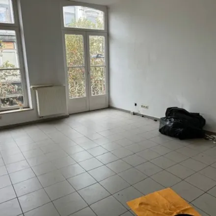 Rent this 1 bed apartment on Rue de Bouffioulx 5 in 6200 Châtelet, Belgium