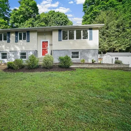 Buy this 4 bed house on 163 Old Route 55 in Pawling, Dutchess County