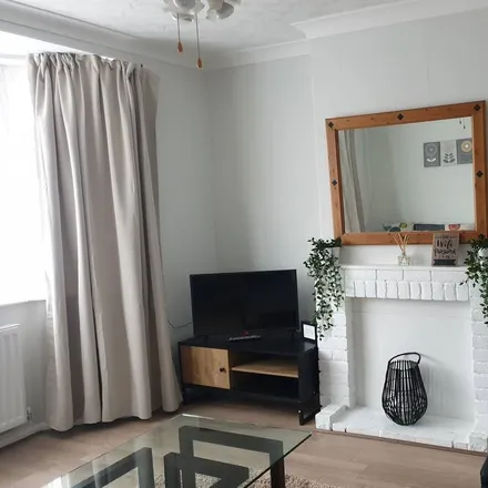 Rent this 3 bed house on Ipswich in IP1 6DL, United Kingdom