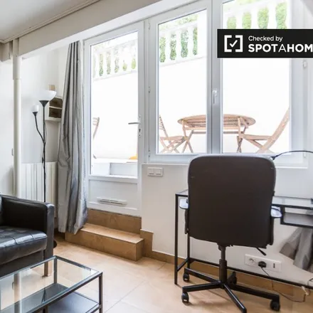 Rent this studio apartment on 31 Rue de Villeneuve in 95870 Bezons, France
