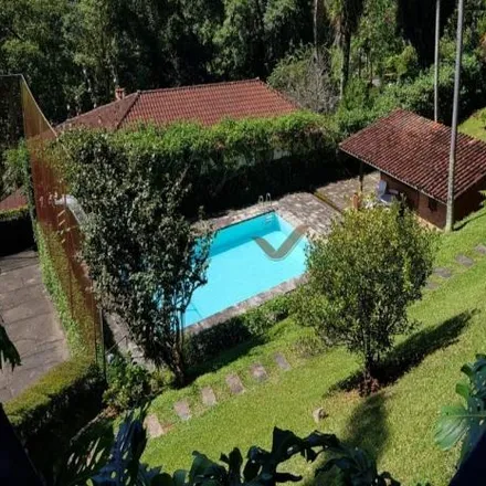 Buy this 5 bed house on Rua Madre Francisca Pia in Quarteirão Ingelheim, Petrópolis - RJ