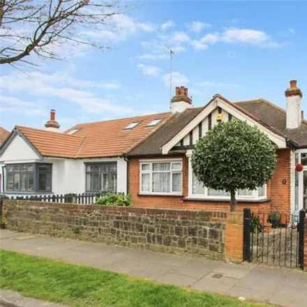 Image 1 - Olivia Drive, Leigh on Sea, SS9 3EG, United Kingdom - Duplex for sale