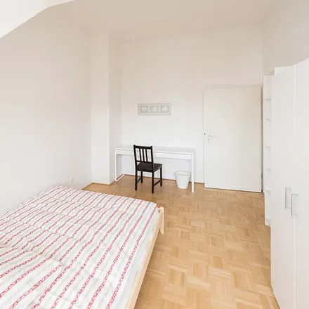 Rent this 4 bed room on Birkerstraße 32 in 80636 Munich, Germany