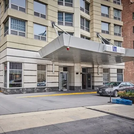Buy this 2 bed condo on Plaza 440 in 440 North Wabash Avenue, Chicago