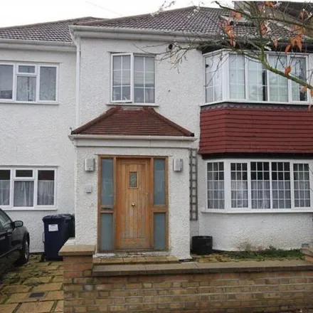 Buy this 4 bed duplex on Holders Hill Road in London, NW4 1LJ