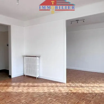 Rent this 3 bed apartment on 7 Rue René Mericam in 40800 Aire-sur-l'Adour, France