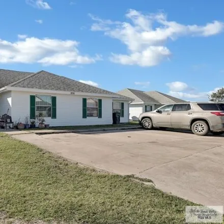 Buy this studio house on 1808 Aragon Drive in Harlingen, TX 78552