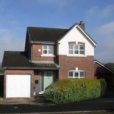 Image 1 - Barnside Way, Oldham, Greater Manchester, N/a - House for sale