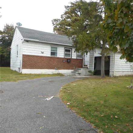 Rent this 3 bed house on 16 Joyce Avenue in North Amityville, NY 11758