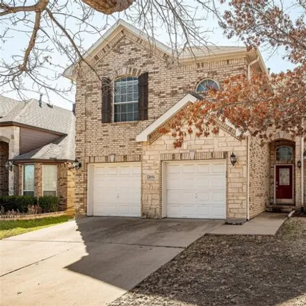 Buy this 5 bed house on 4956 Obrien Way in Fort Worth, TX 76248