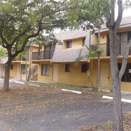 Buy this 2 bed condo on 1045 South Flagler Avenue in Lyons Park, Pompano Beach