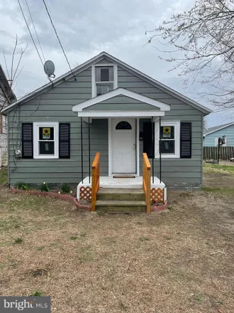 Buy this 3 bed house on 406 Lincoln Street in Denton, MD 21629