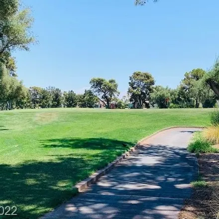 Image 5 - Las Vegas Country Club, Oakmont Drive, Winchester, NV 89109, USA - Apartment for rent