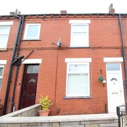 Buy this 3 bed townhouse on Swan Lane/Athol Crescent in Swan Lane, Hindley