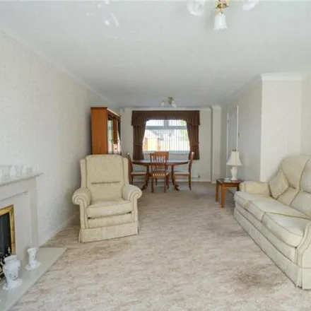 Image 4 - Sunningdale, Waltham, DN37 0UG, United Kingdom - Duplex for sale