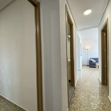 Image 8 - Carrer d'Escalante, 69, 46011 Valencia, Spain - Apartment for rent